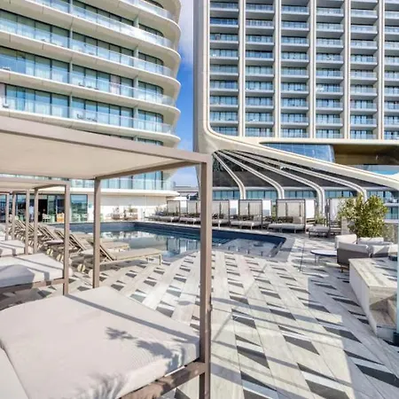 Official Mercury With Pool Access & Views 360 Estates Apartment *