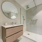 Official Mercury With Pool Access & Views 360 Estates Apartment
