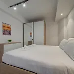 Apartment Official Mercury With Pool Access & Views 360 Estates