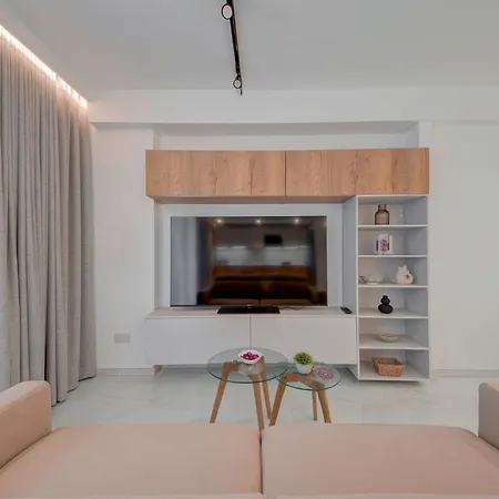 Official Mercury With Pool Access & Views 360 Estates Saint Julian's