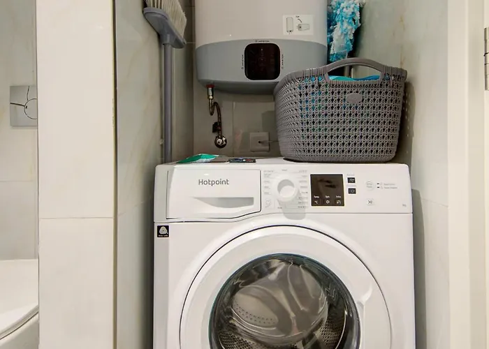 Official Mercury With Pool Access & Views 360 Estates Апартаменты